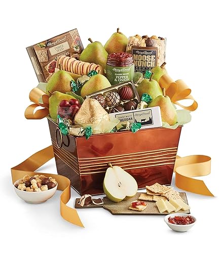 Harry & David Favorites Deluxe Food Gift Basket, Fruit And Cheese Gift Basket With Pears, Moose Munch Popcorn, Galettes, Cheese, Relish, Crackers
