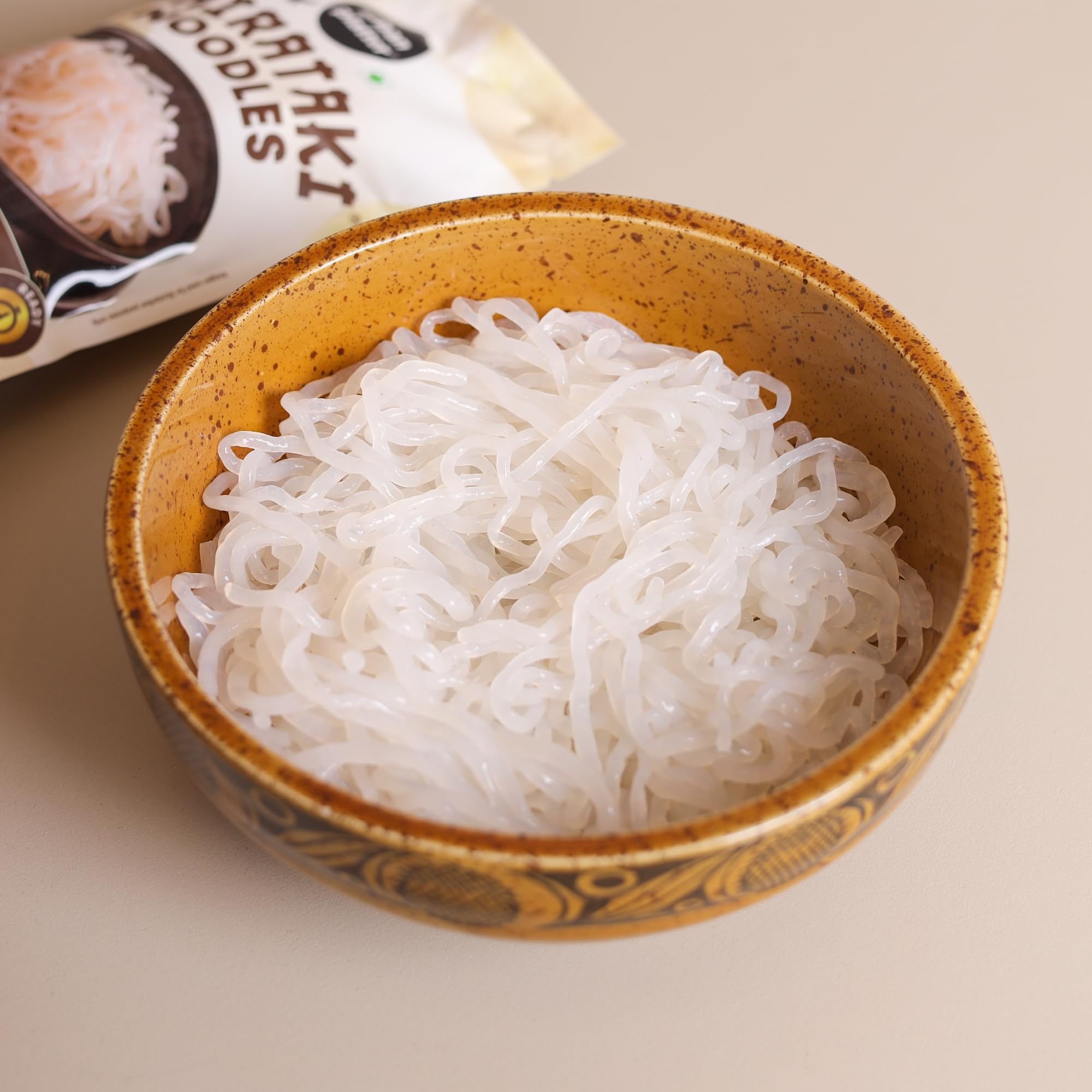 Urban Platter Shirataki Noodles | 9.52 Oz (270g) | Low Calorie & Low Carb Konjac Noodles | Keto, Vegan & Gluten-Free Diets | Fat-Free, High Fiber |