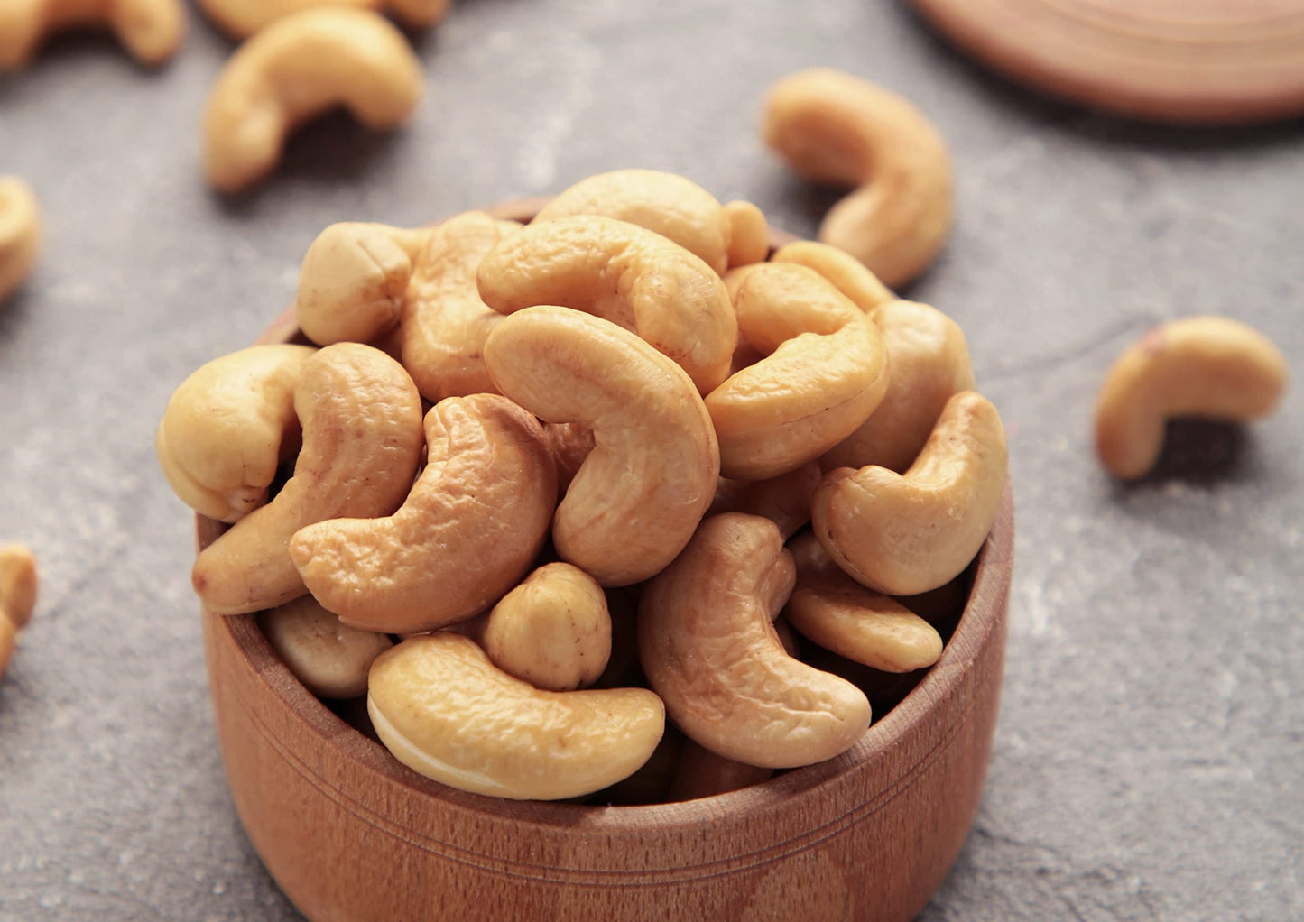 Food to Live Organic Dry Roasted Whole Cashews, 8 Ounces Non-GMO, Unsalted, Oven Roasted Nuts, No Oil Added, Kosher, Vegan, Bulk. Crunchy Texture