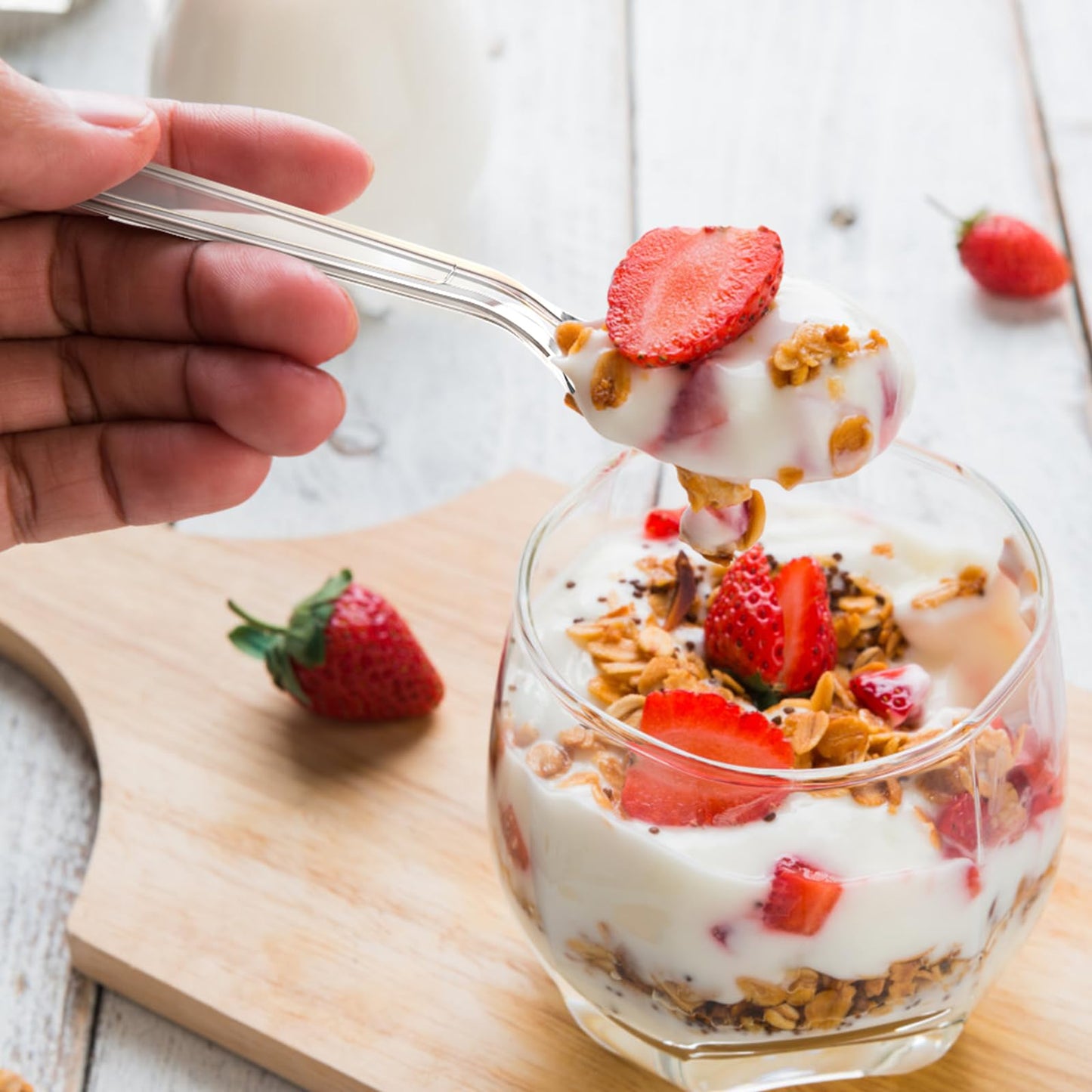 Dealusy 300 Count Clear Plastic Spoons Disposable, BPA-Free, Heat Resistant, Solid and Durable Disposable Spoons Heavy Duty Bulk, Premium Spoons