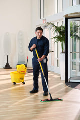 Rubbermaid Commercial Products 18 inch Adaptable Flat Mop Microfiber Pad Green for Janitorial/Professional Cleaners and Light-Duty Cleaning/Mopping