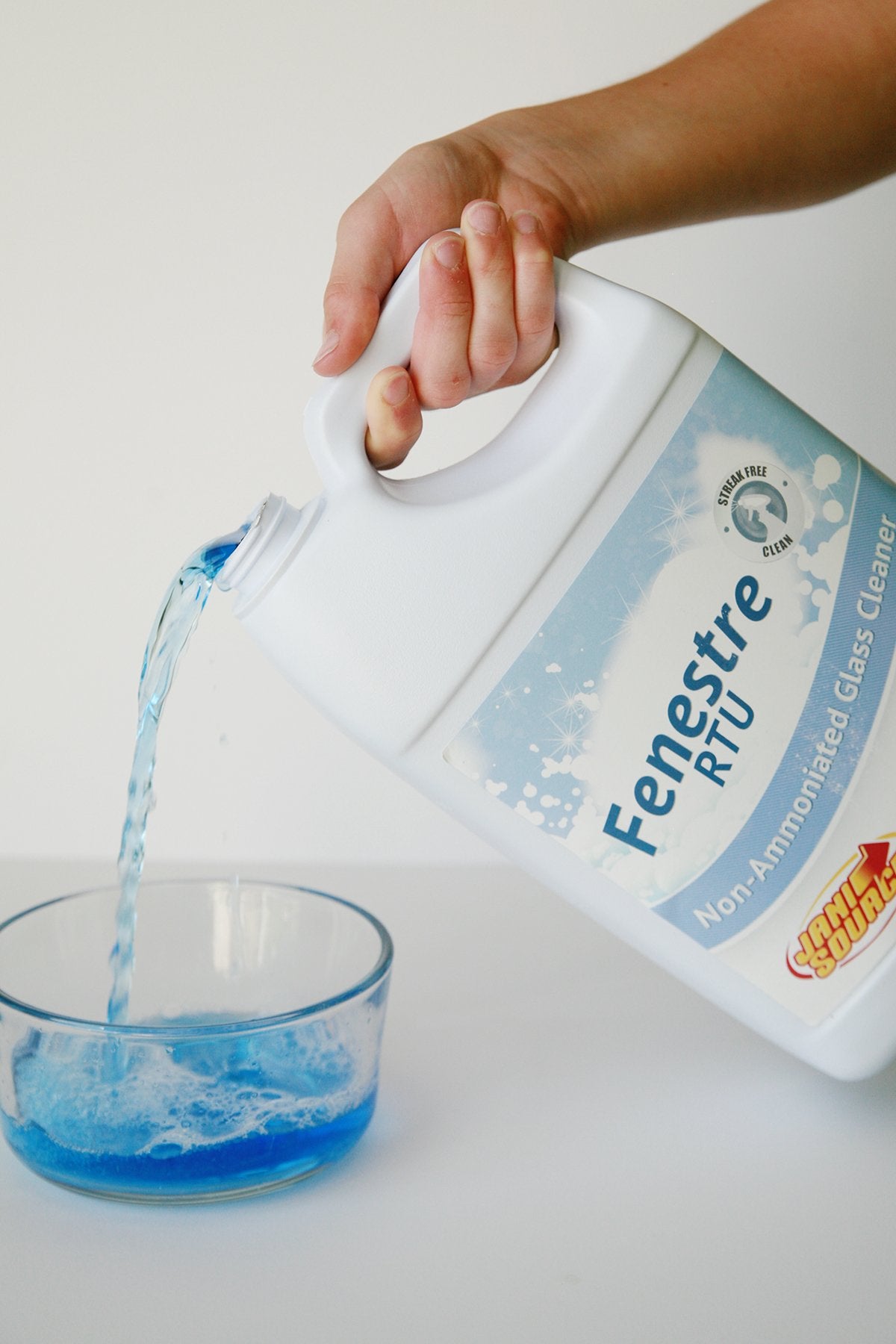 Jani-Source Fenestre RTU Non-Ammoniated Glass Cleaner - 1 Gallon