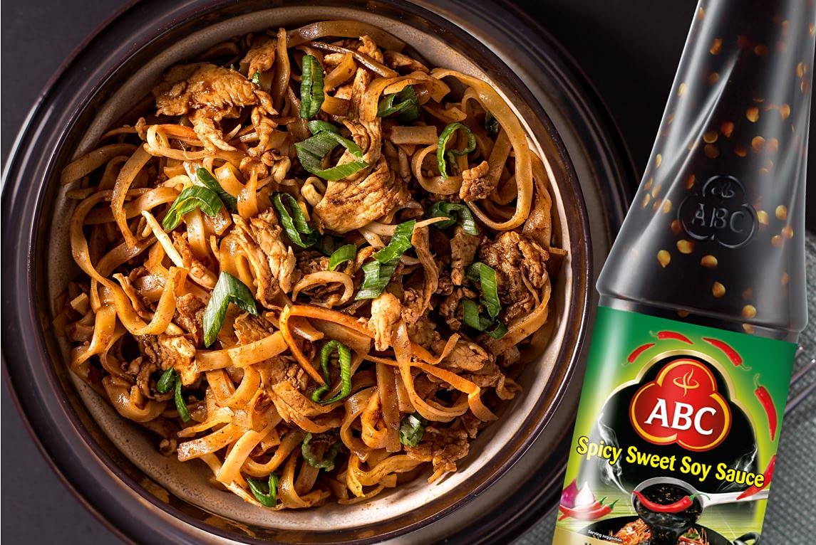 ABC Spicy Sweet Soy Sauce, 9.2 Oz (Pack of 2), Savory Sauce, Dip, Stir-fry, Glaze, Vegan, No MSG, Plant-based, Halal, Umami Flavor, Indonesian Kecap