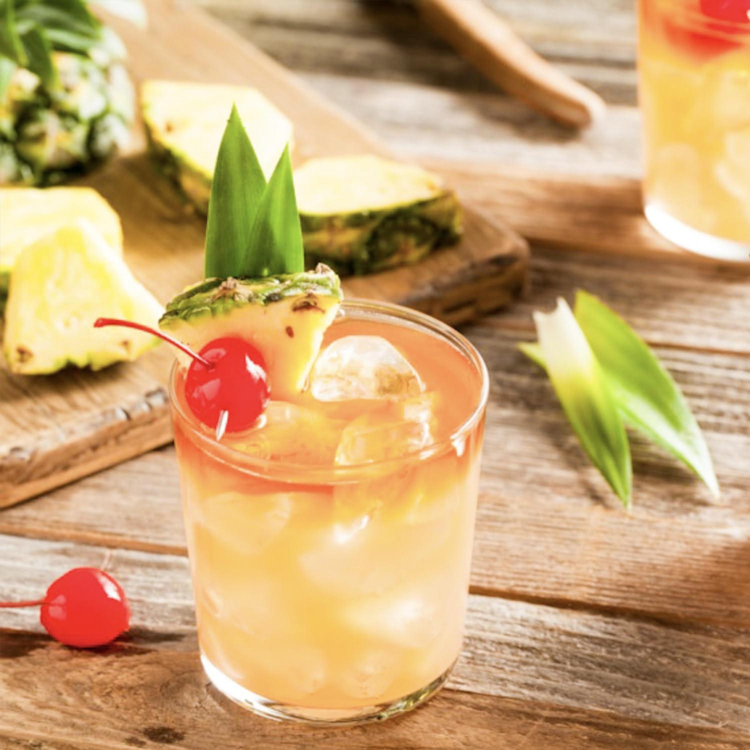 Mr & Mrs T Mai Tai Mix, 1L Bottle, - Premium Cocktail Mixer for Mai Tai Mixes, Ready to Use