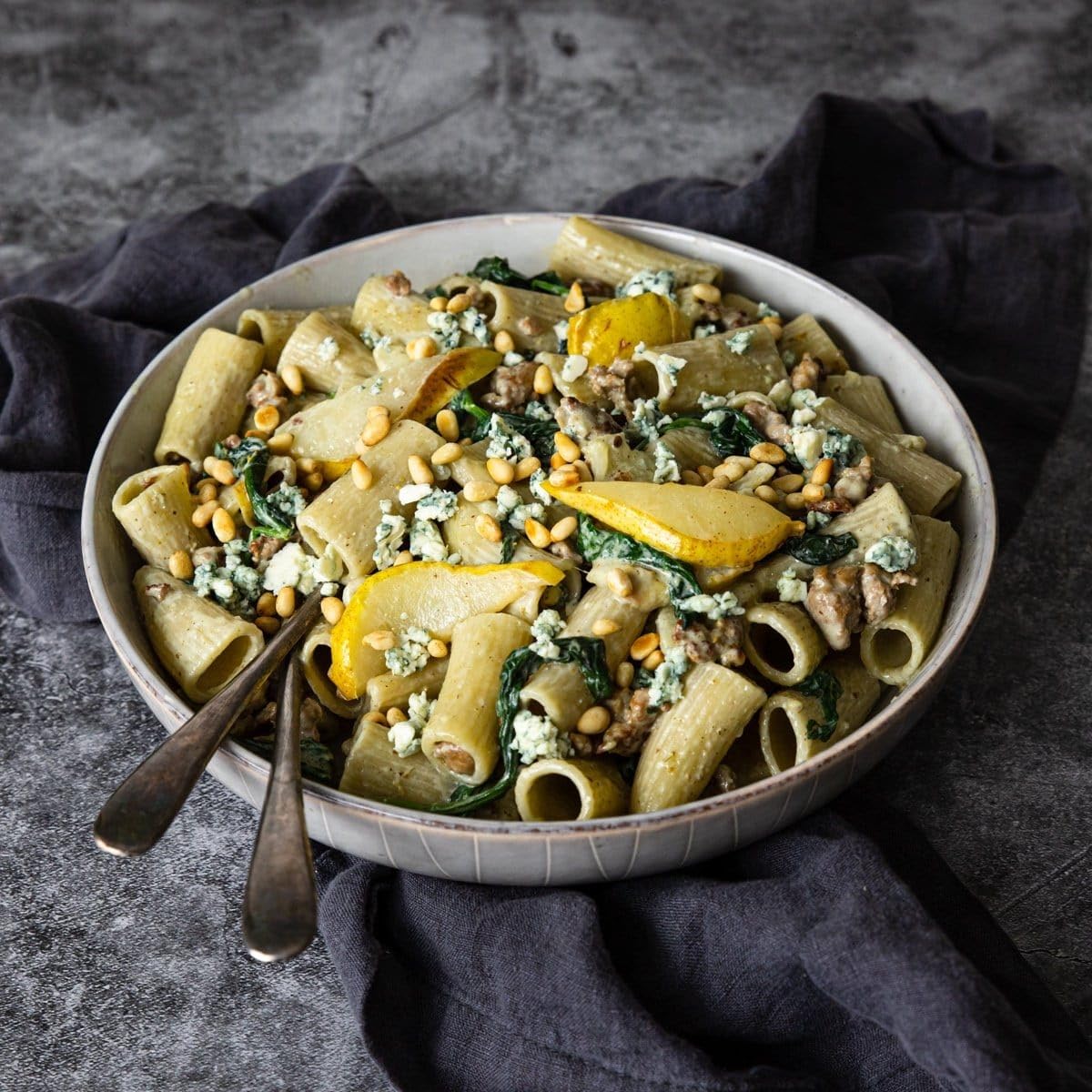 Bona Furtuna Organic Rigatoni Ancient Grain Pasta Made in Italy, Bronze Die Cut Artisanal Italian Pasta, 17.6 oz