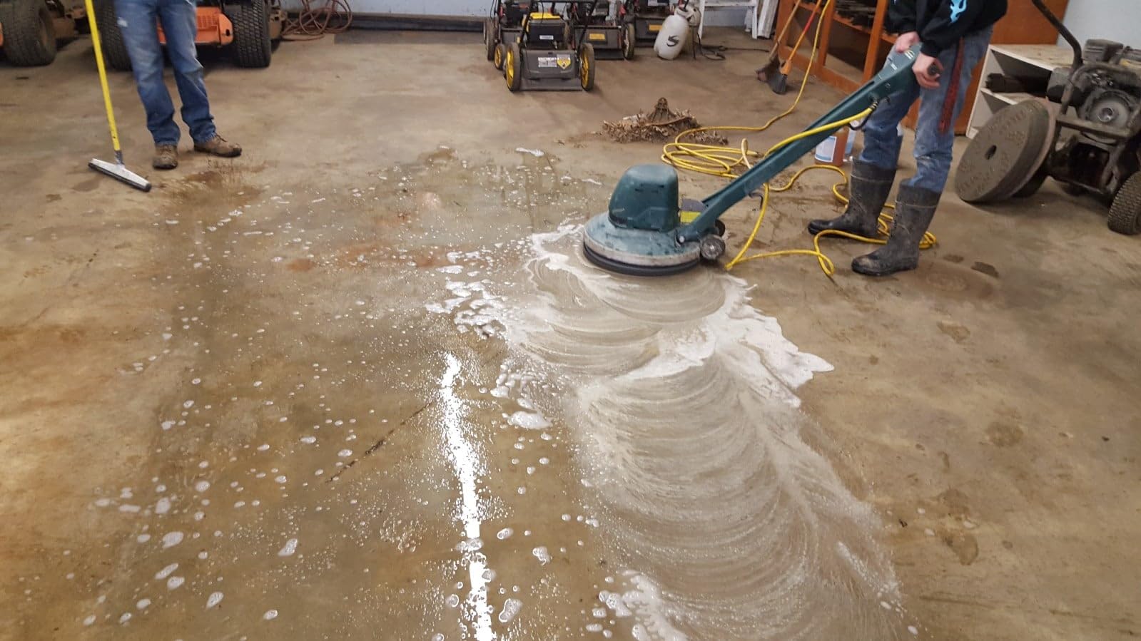 The Original Color Chips Etch n' Clean for Cleaning and Profiling Concrete Surfaces, 1 Gallon