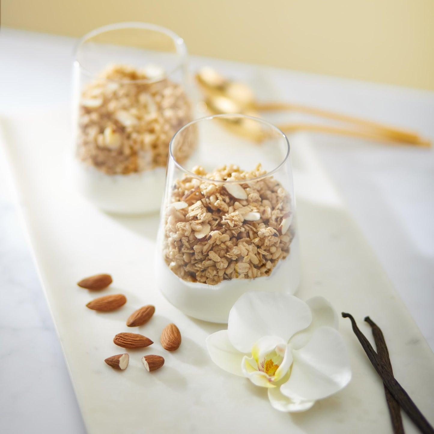 Natures Path Vanilla Almond + Flax Granola, 325 GR