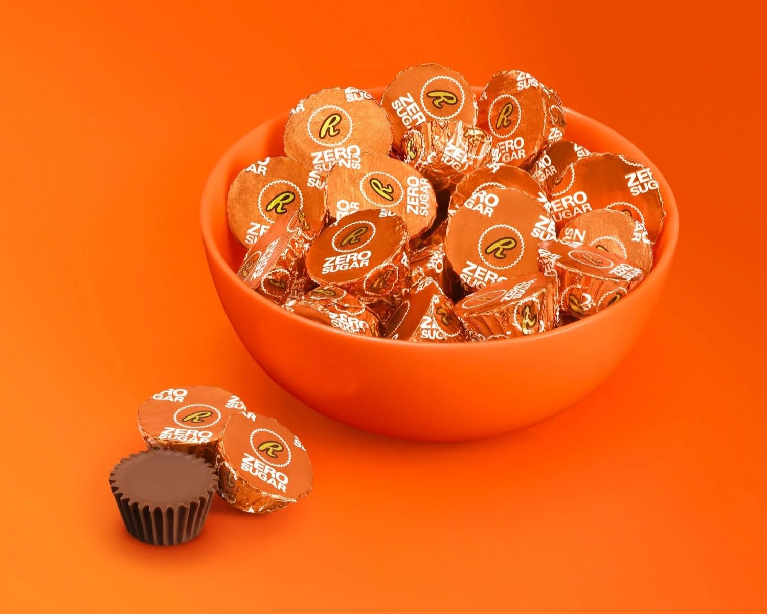 Resse's Zero Sugar Miniatures Chocolate Peanut Butter Cups, 1 Pound Individually Wrapped Candy, Bulk Pack, Sugar Free Chocolate Peanut Butter Candy