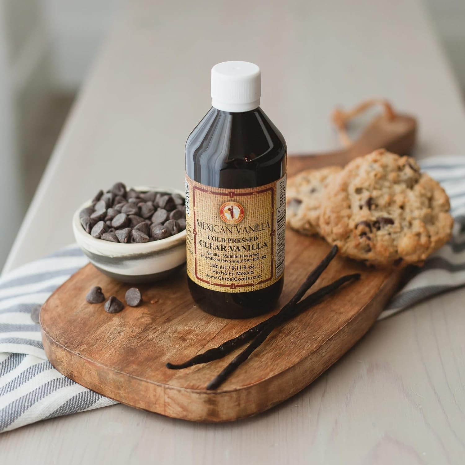 Pure Clear Mexican Vanilla Extract (8.12 fl oz) - Gluten-Free, Coumarin-Free Vanilla for Baking, Cakes, Cookies, Coffee & Desserts - Cold Pressed