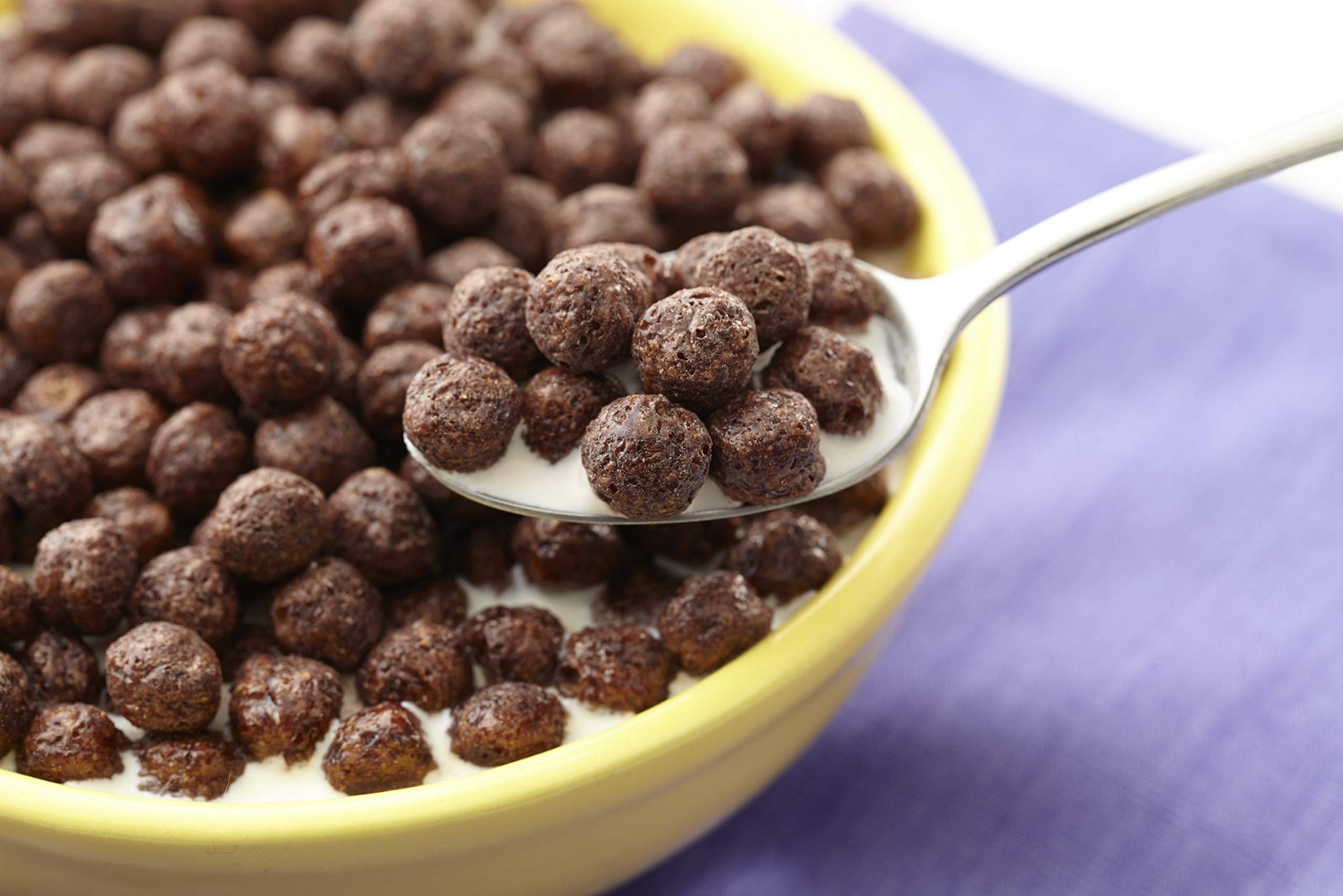 Nesquik 340 GRAM CEREAL It turns the milk chocolatey so that the NESQUIK chocolate flavour can be experienced from the first bite to the last milk