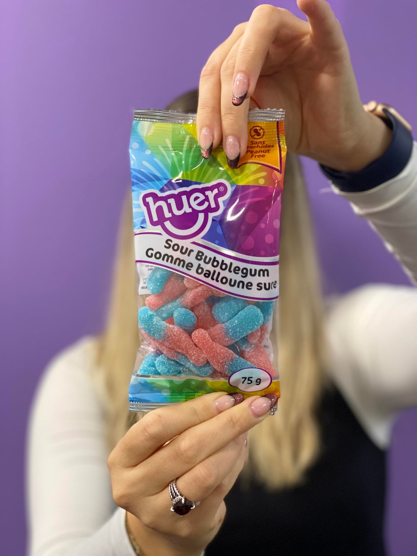 Huer Gummy Candy, Sour Bubble Gum Bottles, 1 Peg Bag, 75g/2.6 oz, Imported from Canada}