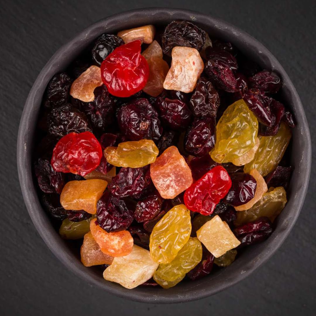 Naturalee Dried Fruit Medley 24 oz - Healthy Snack - Packed with Plant Based Energy