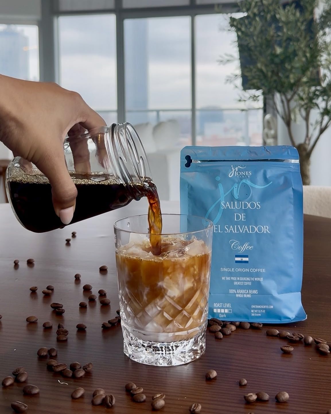 Saludos El Salvador Premium Single-Origin Coffee Chocolate, Nutty & Floral Notes, Medium Roast Gourmet Coffee, Volcanic Shade Grown 12 Oz Whole Beans