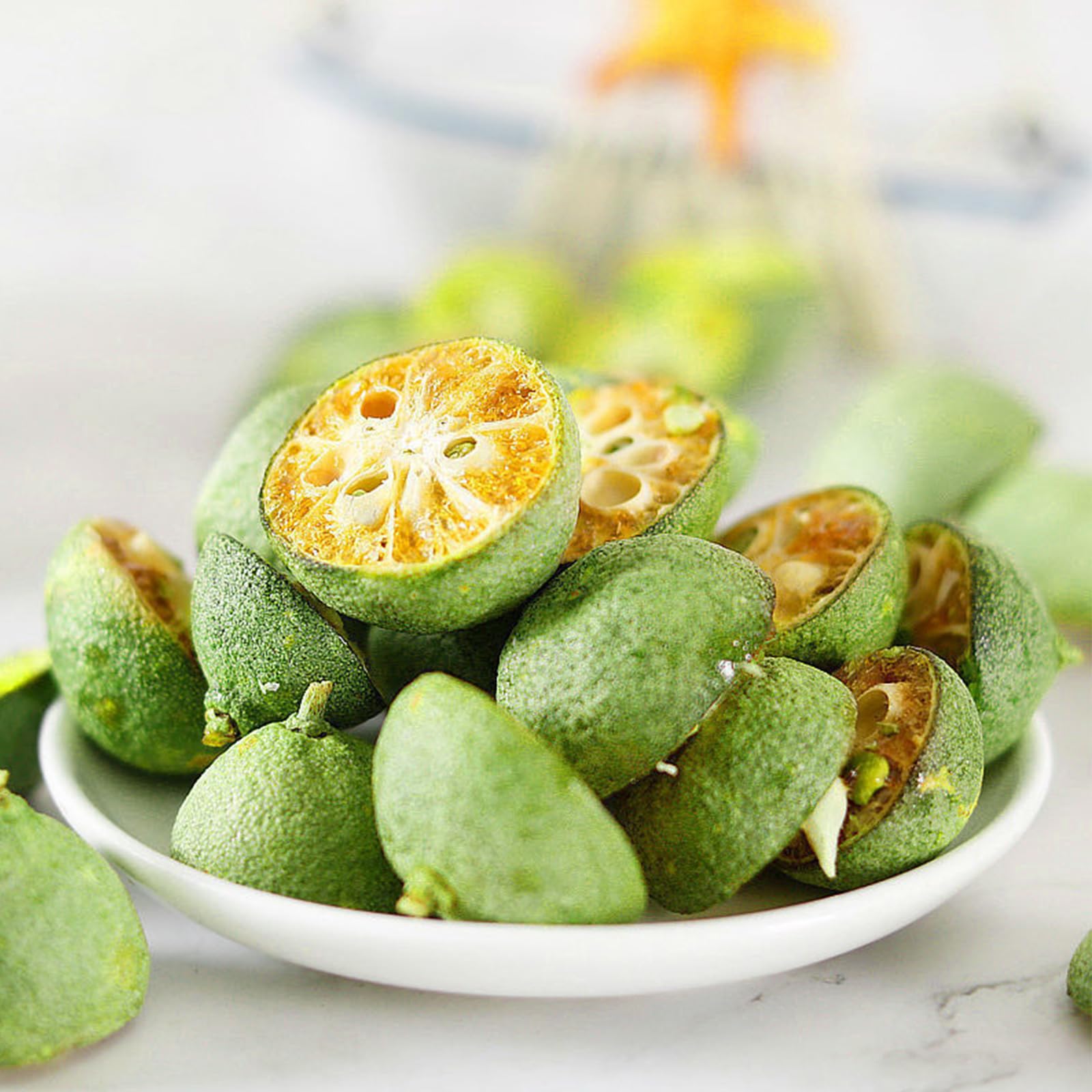 WAKIKI Natural Dried Green Kumquat, 4.2oz/120gGreen Manderin Dehydrated Kumquat Slices, No Added Sugar, Natural Dried Citrus Fruit for Fruit Tea