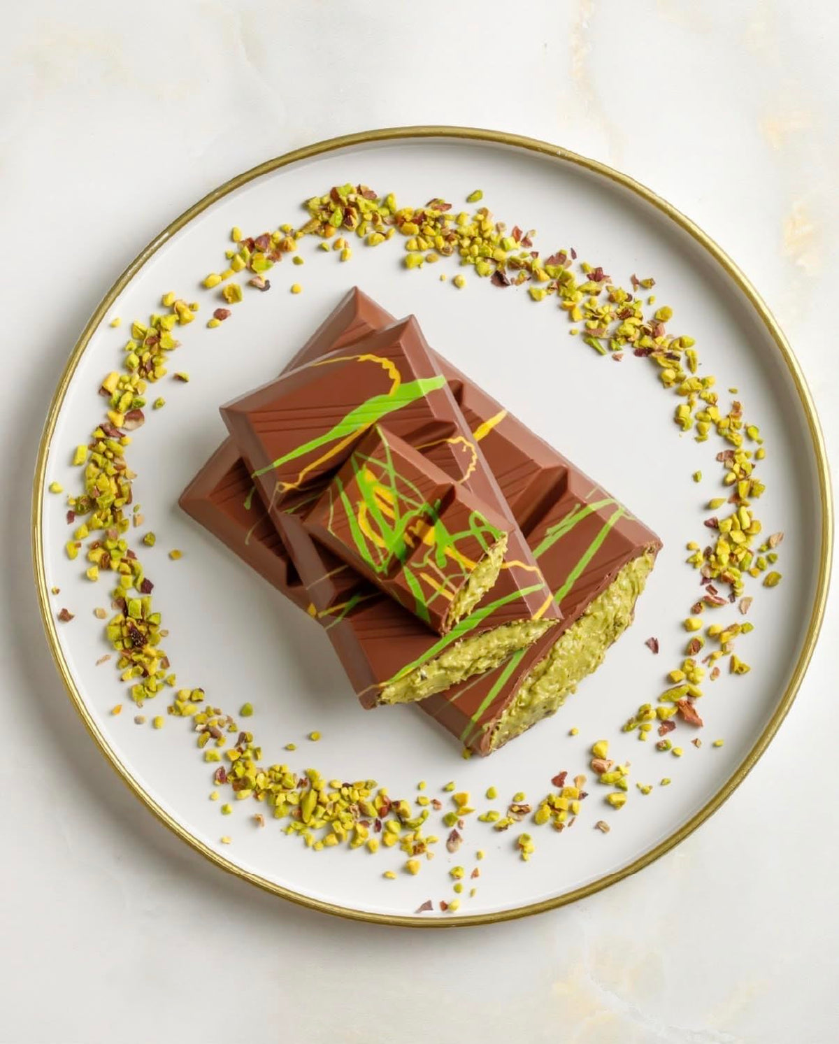 Beyoglu Dubaco Dubai Chocolate Bar - Turkish Pistachio Chocolate with Tahini & Crispy Kadayif | 7 oz Middle Eastern Gourmet Milk Chocolate Imported