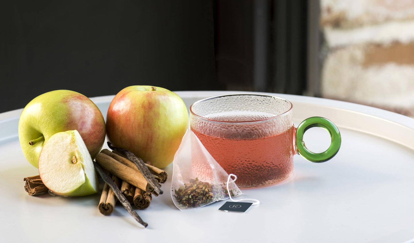 REVOLUTION TEA® Austrian Apple, Cinnamon & Vanilla Fruit Tea [THE ORIGINAL] - Premium Full Leaf Tea - Biodegradable Infuser Tea Bags - Flavored Fruit