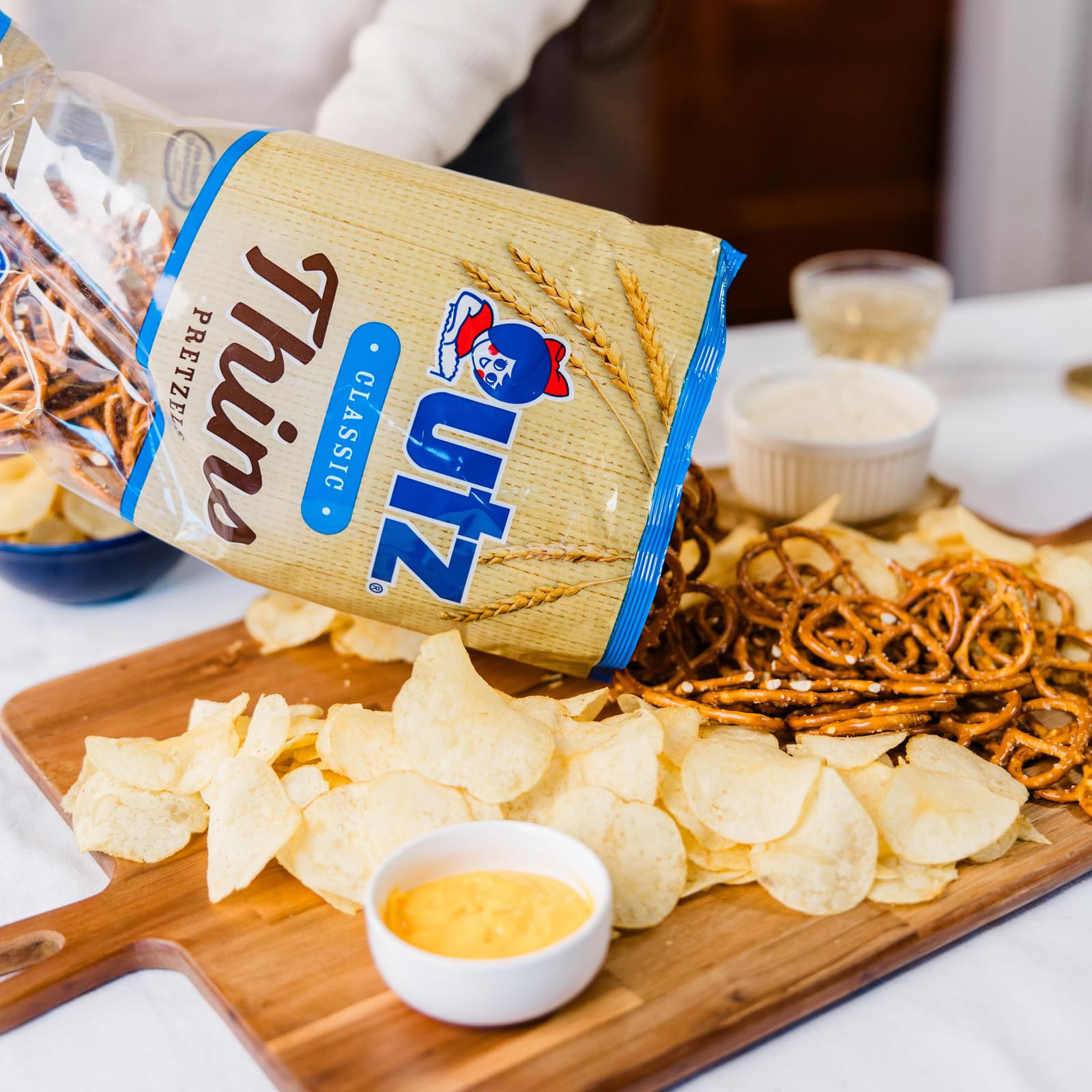 Utz Classic Thins Pretzels, 16 oz