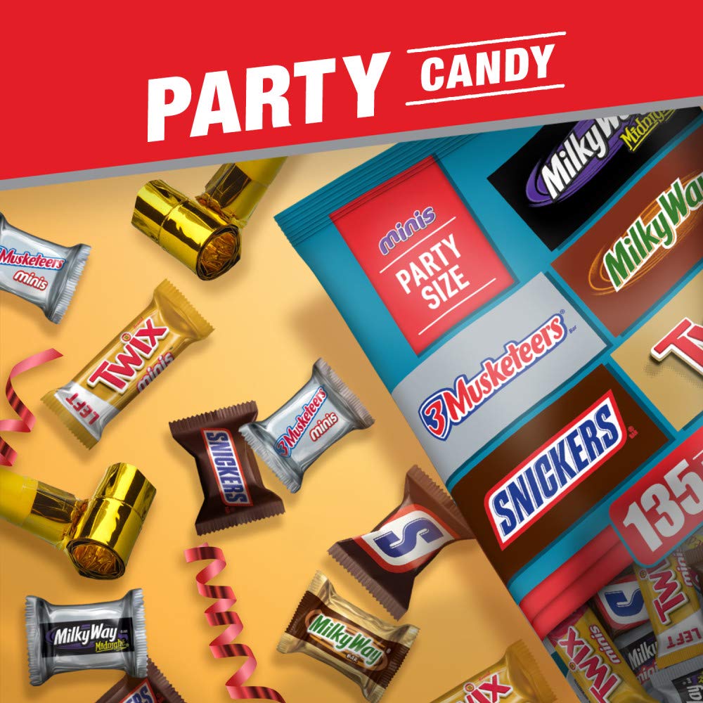 SNICKERS, TWIX, MILKY WAY & 3 MUSKETEERS Variety Pack Fun Size Variety Pack Milk Chocolate & Dark Chocolate Candy Bars Assortment, 40 oz 135 Piece Bag