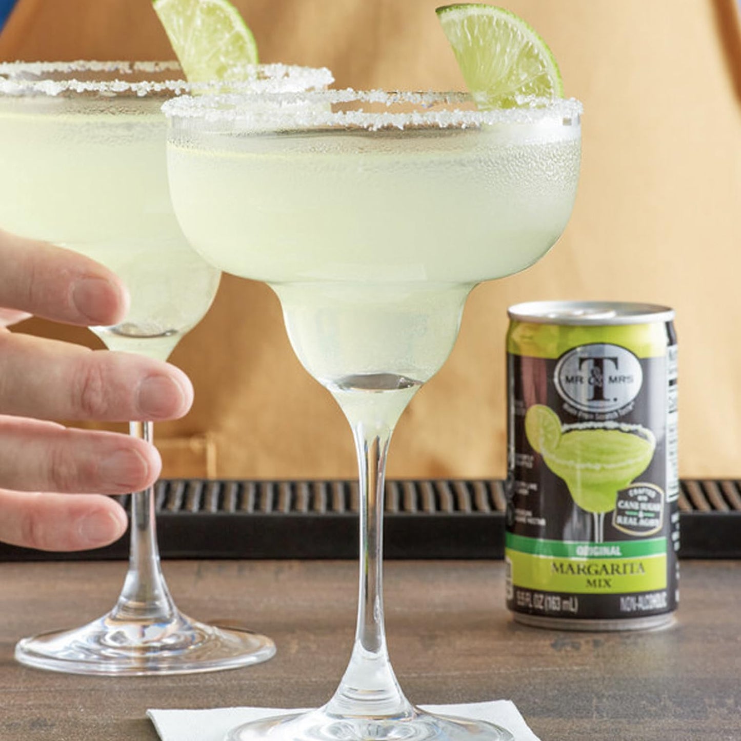 Mr & Mrs T Lime Margarita Mix, 1L Bottle - Premium Cocktail Mixer, Ready to Use
