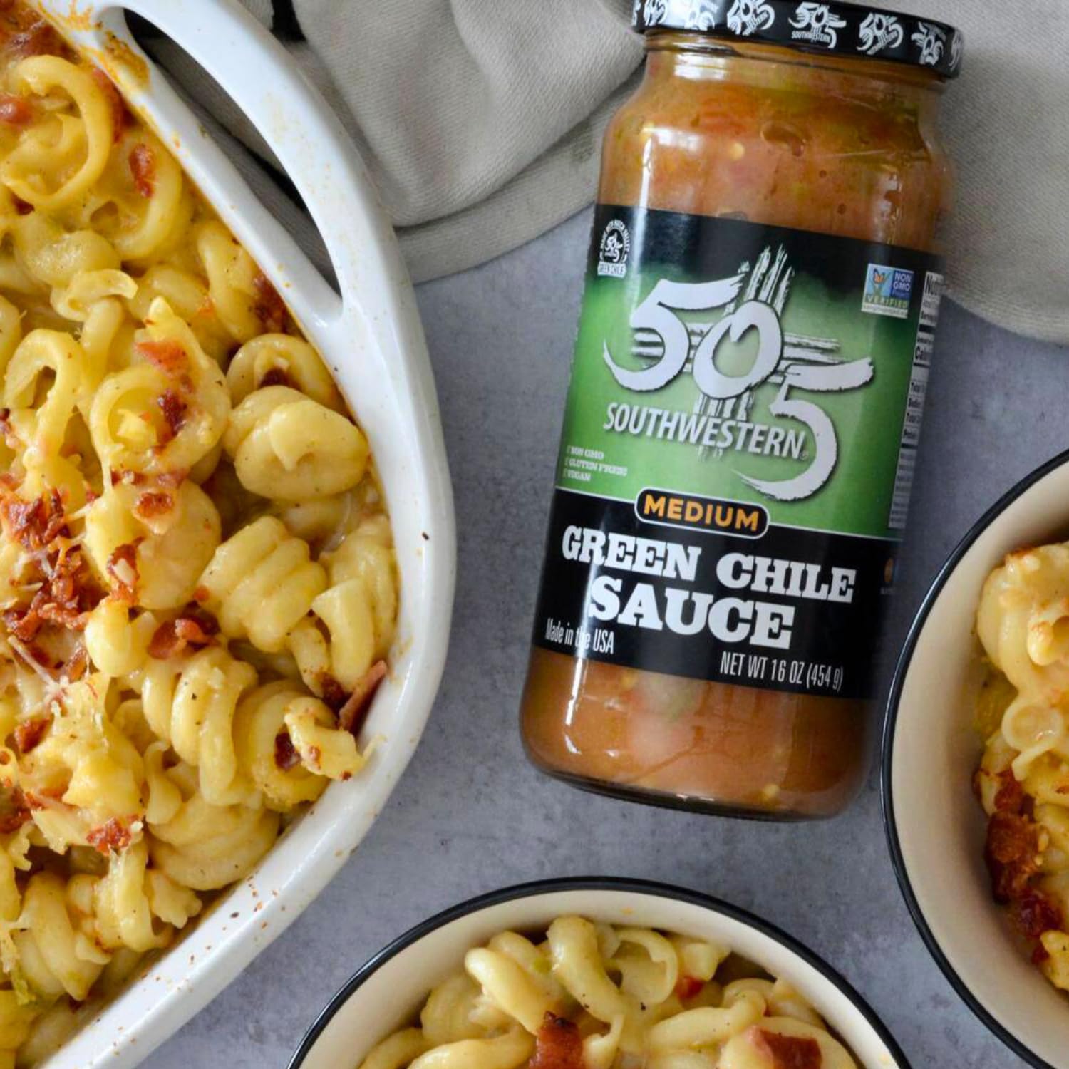 505 Southwestern Hatch Valley Medium Green Chile Sauce 40oz | Certified Non-GMO, Gluten Free & Vegan | Flavorful Hatch Valley Sauce for Eggs, Pork