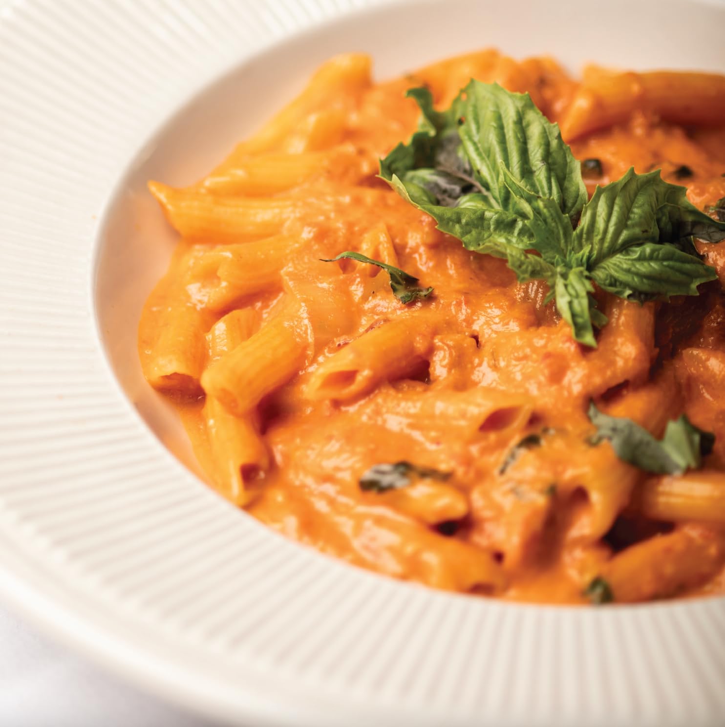 Enzo’s of Arthur Avenue Authentic Tomato Sauce, Authentic Homemade Italian Cuisine, Vodka Sauce, 1 Pack, 24 oz