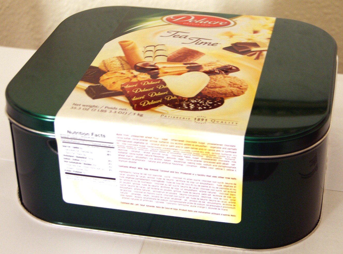 Delacre Tea Time Exquisite European Biscuit Assortment Tin Box Net Weight 35.3 OZ (1 kg)