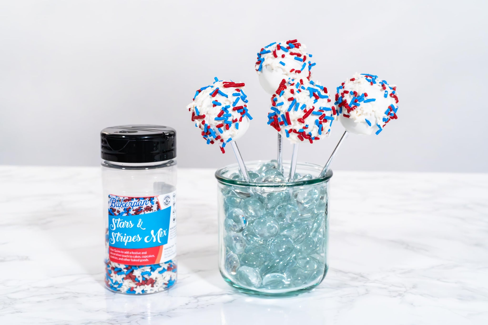 Bakerpan July 4th Sprinkles for Cake Decorating - Star Confetti Mix - Patriotic Edible Confetti Sprinkles for Cupcakes, Ice Cream, Cookies, Cakes