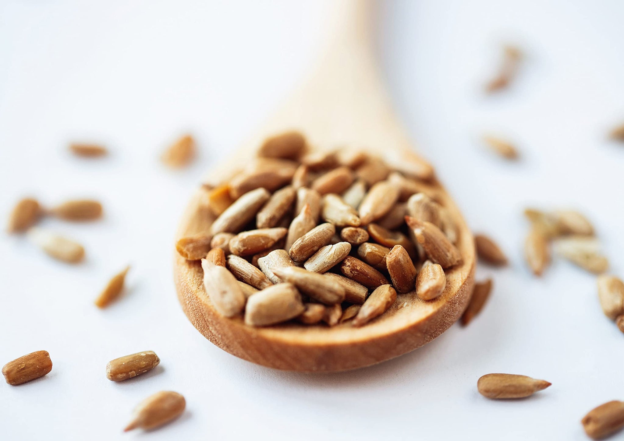 Food to Live - Dry Roasted Sunflower Seed Kernels with Himalayan Salt, 2 Pounds - Oven Roasted Lightly Salted, No Shell, Vegan, Kosher, Bulk.