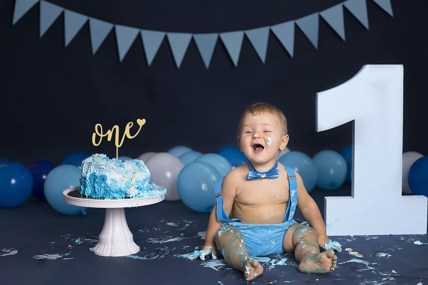 AHAORAY First Birthday Cake Topper - Gold Glitter Love One Birthday Cake Decorating Supplies, Perfect for Baby Shower/Gender Revealing Party/Baby