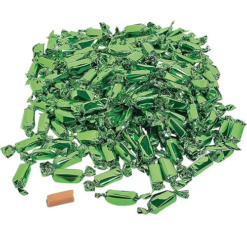 Fun Express - Green Foil Wrapped Caramels (2lbs) for Wedding - Edibles - Soft & Chewy Candy - Caramel & Licorice - 100 Pieces