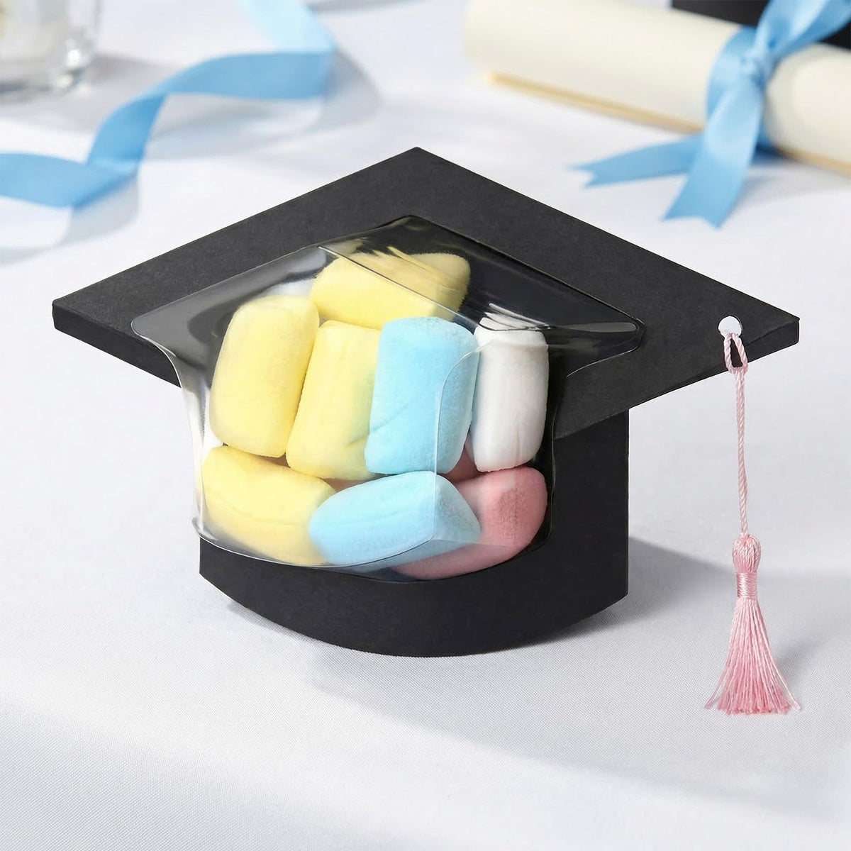 NRGQAXM Graduation Cap Candy Box, Graduation Cards with Plastics Domes Graduations Candy Dome Greetingcard Gift with Tassels Chocolate Box for Friend