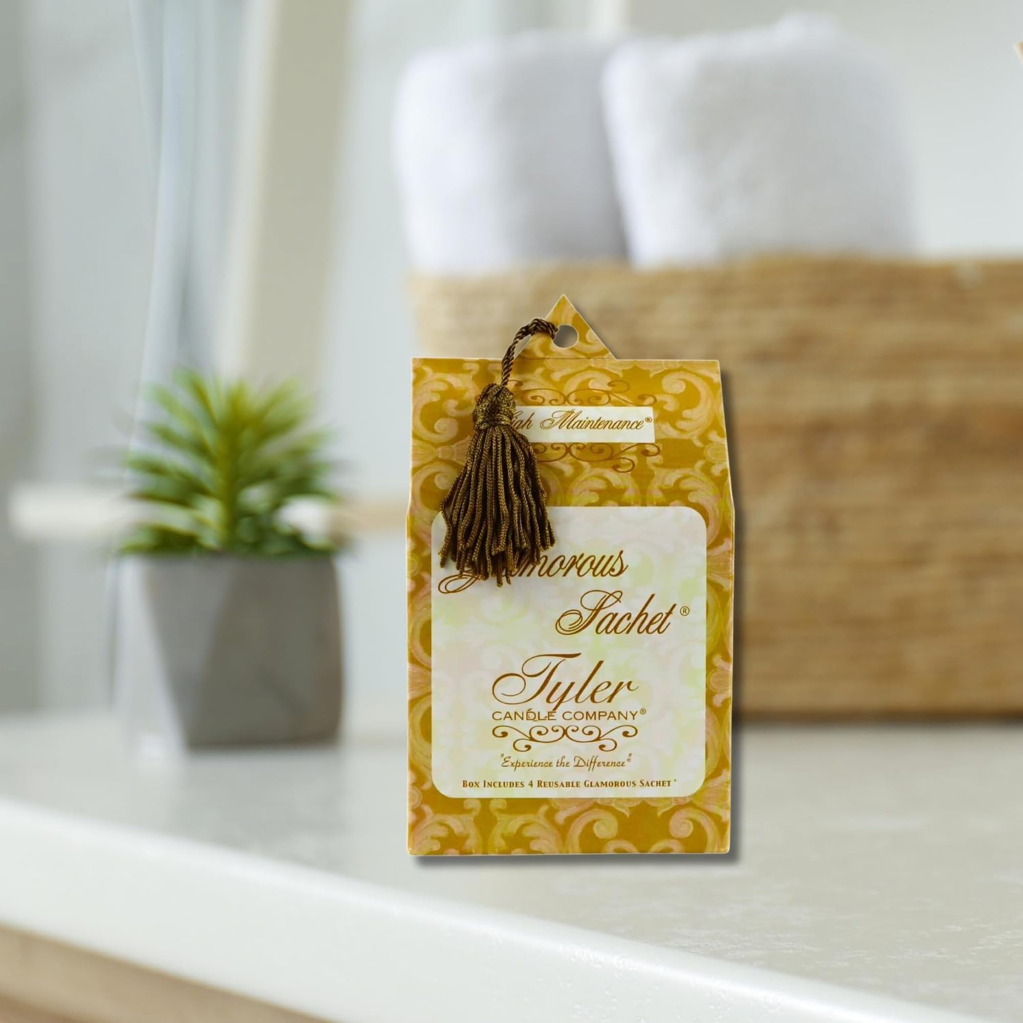 Elanze Designs Tyler Candle Glamorous Wash 32 Ounce, Scented Sachet, and Autoglam Air Freshener, 3 Piece Gift Bundle Set, High Maintenance Fragrance