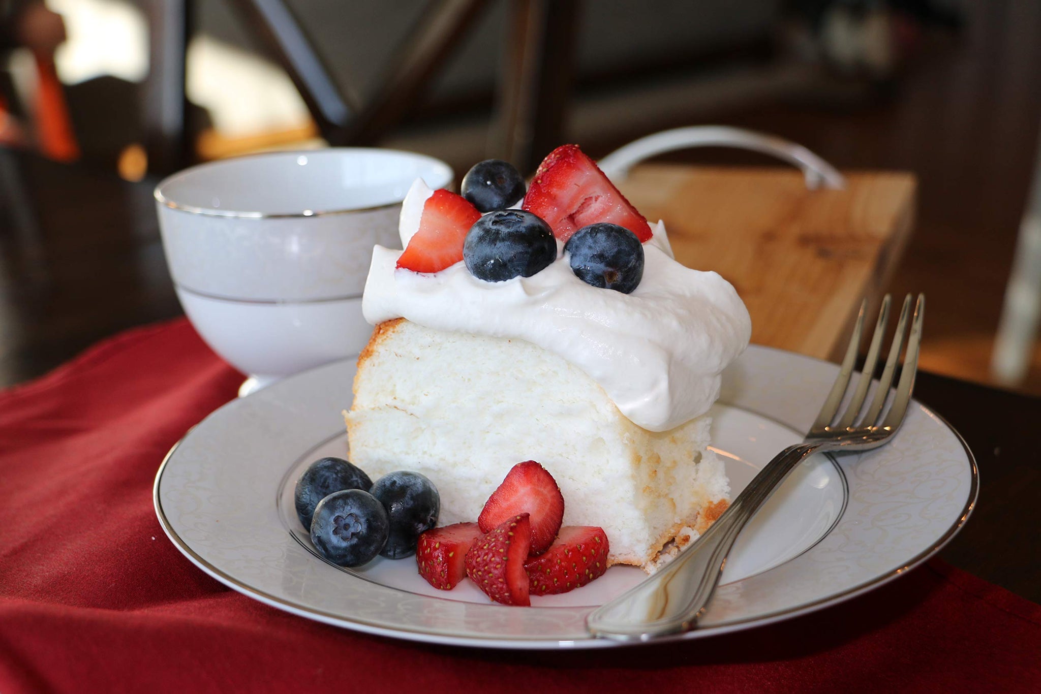 Mom's Place Gluten-Free Angel Food Cake Mix, Easy to Make, Nut Free, Dairy Free & Soy Free, 12 Servings,15.3 oz.