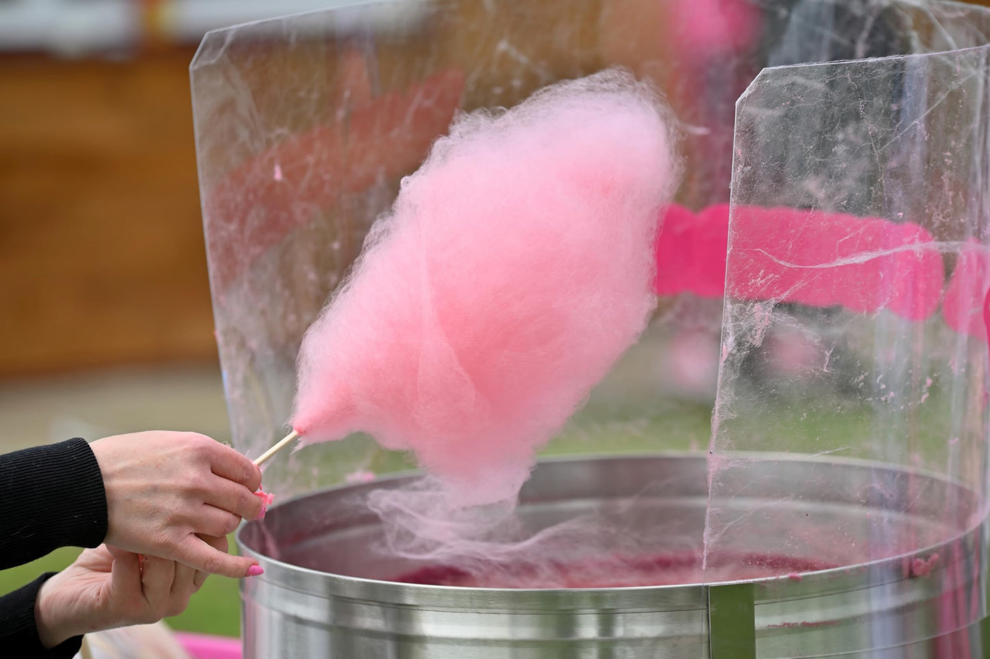 Flossugar Jolly Berry Artificially Flavored Strawberry Cotton Candy Sugar, Pre-Mixed & Ready to Use, Makes 60-70 Cones, 3.25 lb