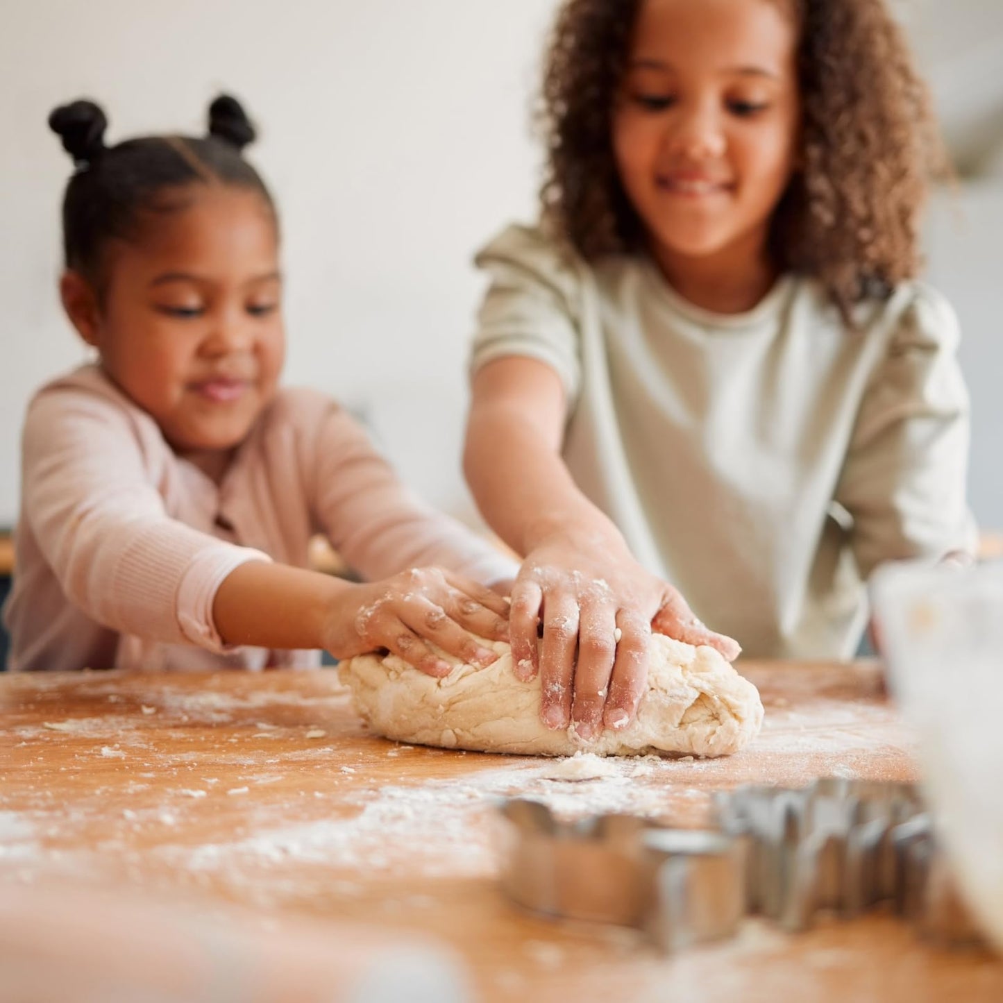 Better Batter Artisan Blend Multipurpose Certified Gluten-Free Flour, Top 8 Allergen Free, Cup for Cup Baking Alternative to Ordinary Flour 2.5LB