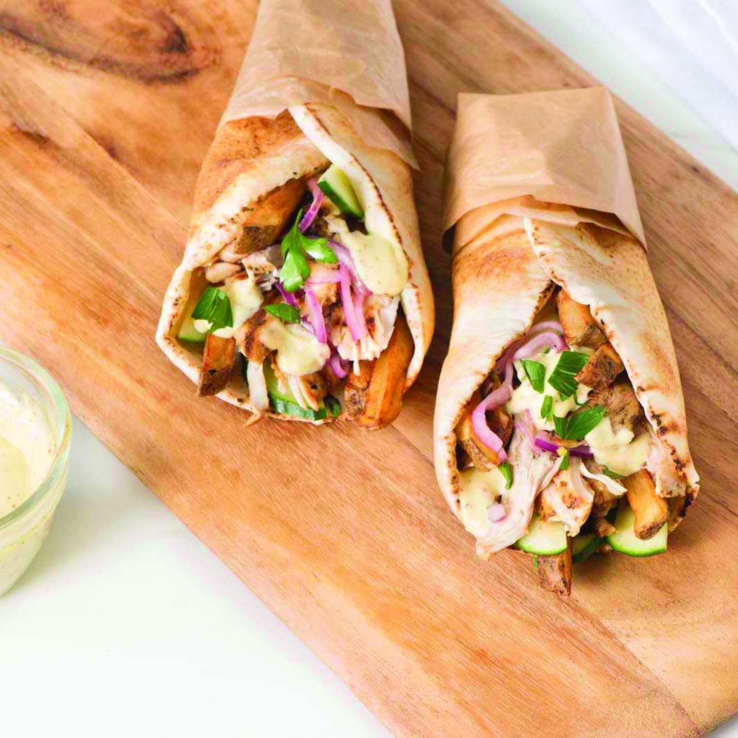 Roman's Bakehouse Pita Bread Original, 8.8oz