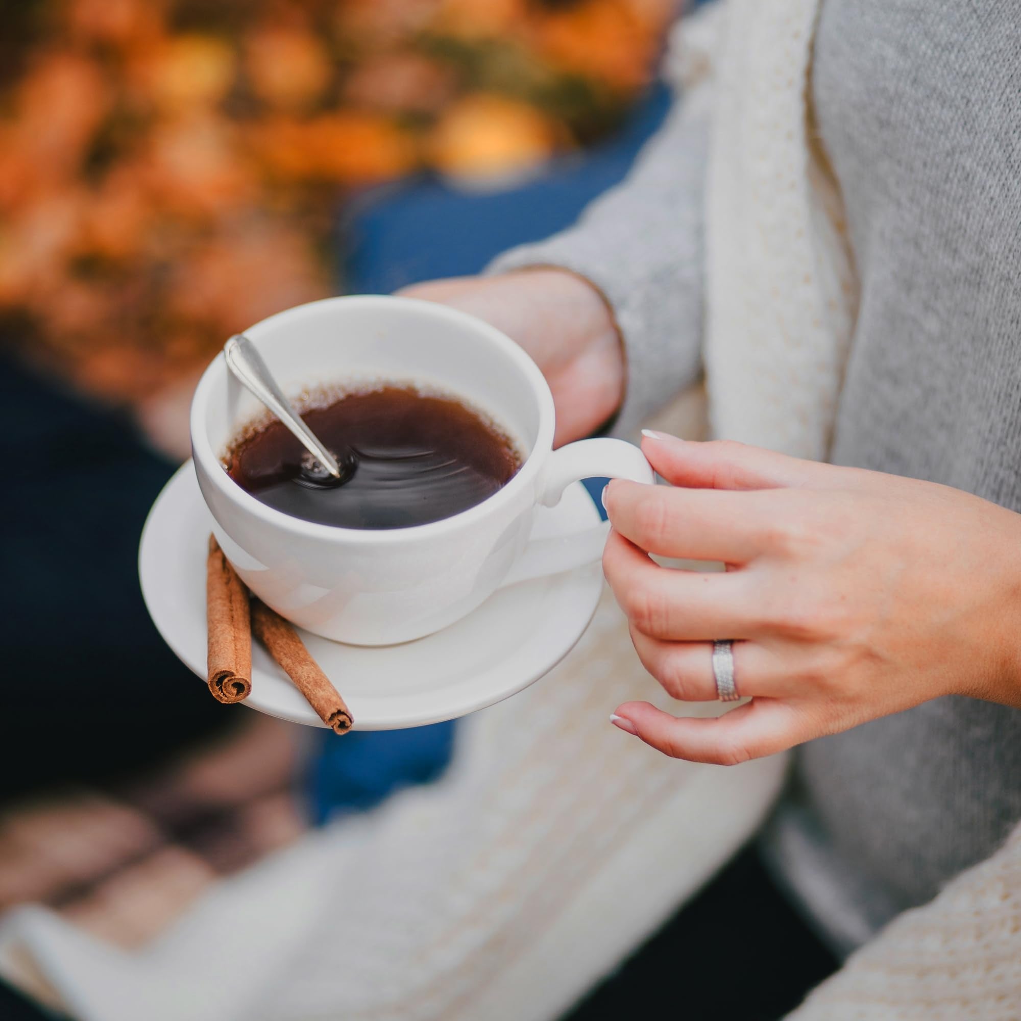 Unpretentious Ceylon Cinnamon Sticks, 2 lb, Light Aroma, Whole Sticks, Cooking & Crafting