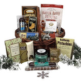 Gift Basket Village: 'Tis the Season - Deluxe Holiday Gourmet Basket with Festive Treats & Decor