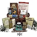 Gift Basket Village: 'Tis the Season - Deluxe Holiday Gourmet Basket with Festive Treats & Decor