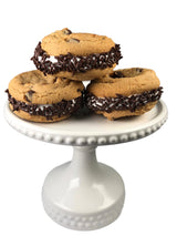 100% NATURAL CHOCOLATE SPRINKLES. Gluten Free. Dairy Free. Egg Free. Soy Free. Nuts Free. Vegan. HKC. Lactose Free. Bulk- 1.5 LBS. Resealable