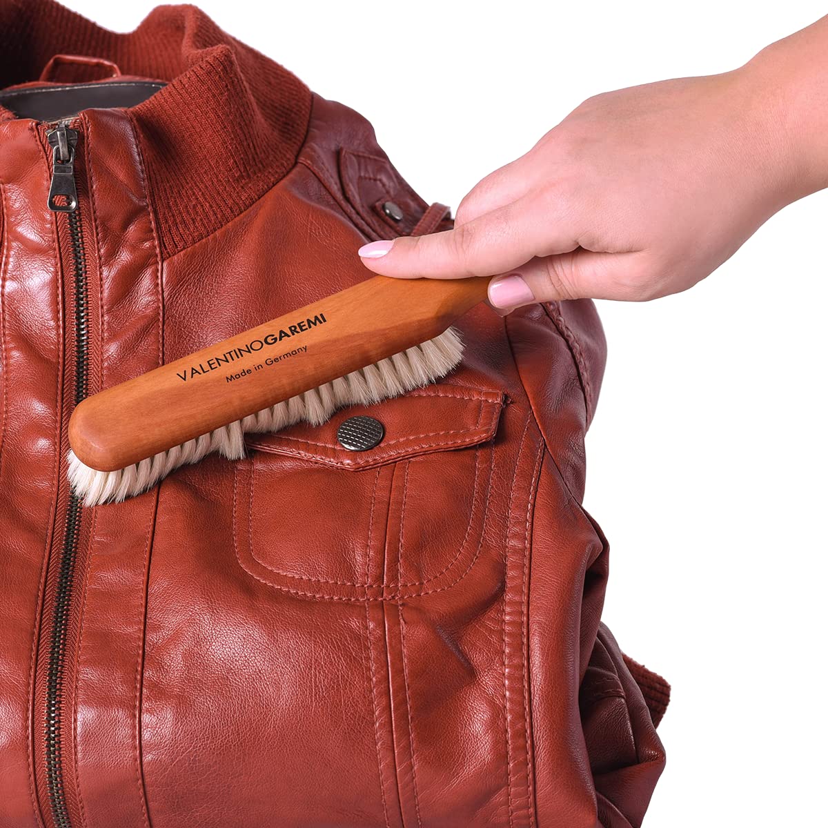 Valentino Garemi Garment Brush - Ultra Soft Goat Hair Clothes Brush - Lint, Dust & Pet Hair Remover for Suits, Jackets & Delicate Fabrics - Wooden
