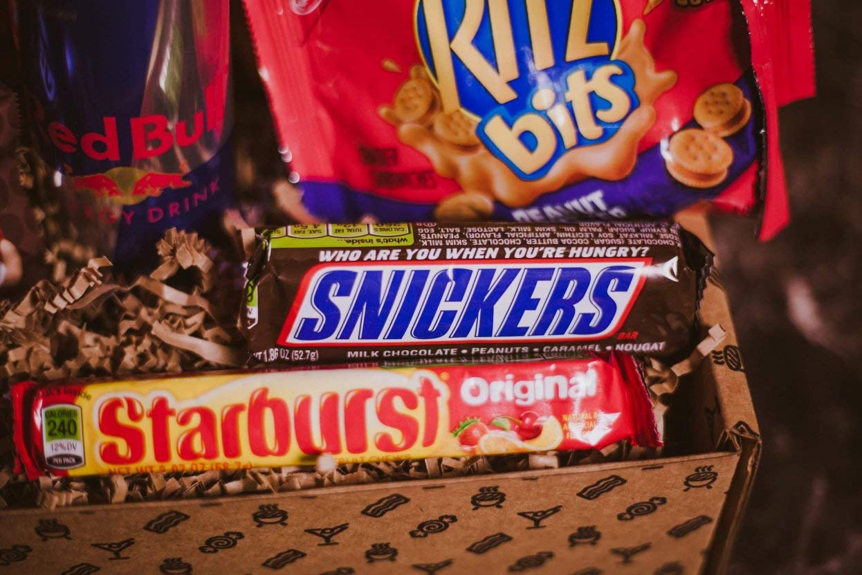 BroBox College Care Package Snack Box | Large Variety Pack with Chips, Cookies, Candy, Popcorn, Beef Jerky, Nuts & Energy Drink | Dorm Snack Box