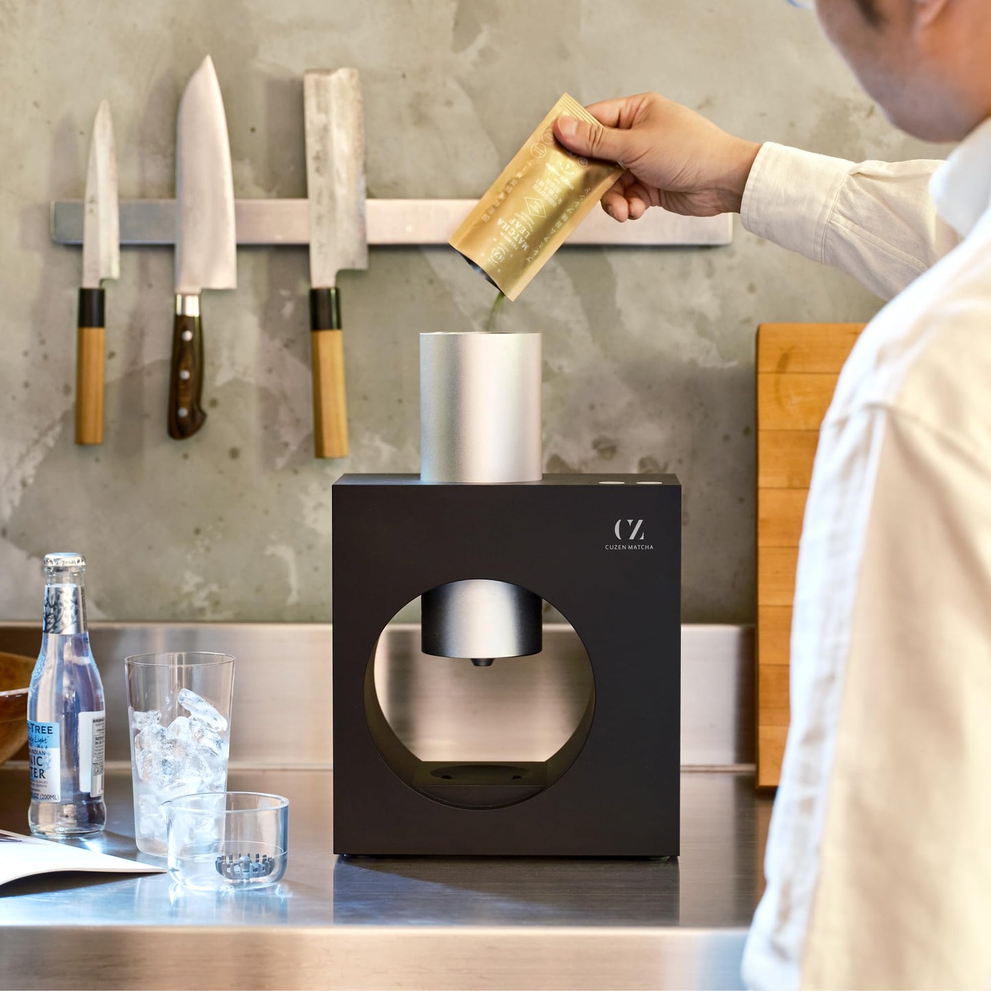 Matcha Maker Starter Kit/Sumi Black - an innovative at-home Matcha Machine that produces freshly ground matcha from organic Japanese tea leaves
