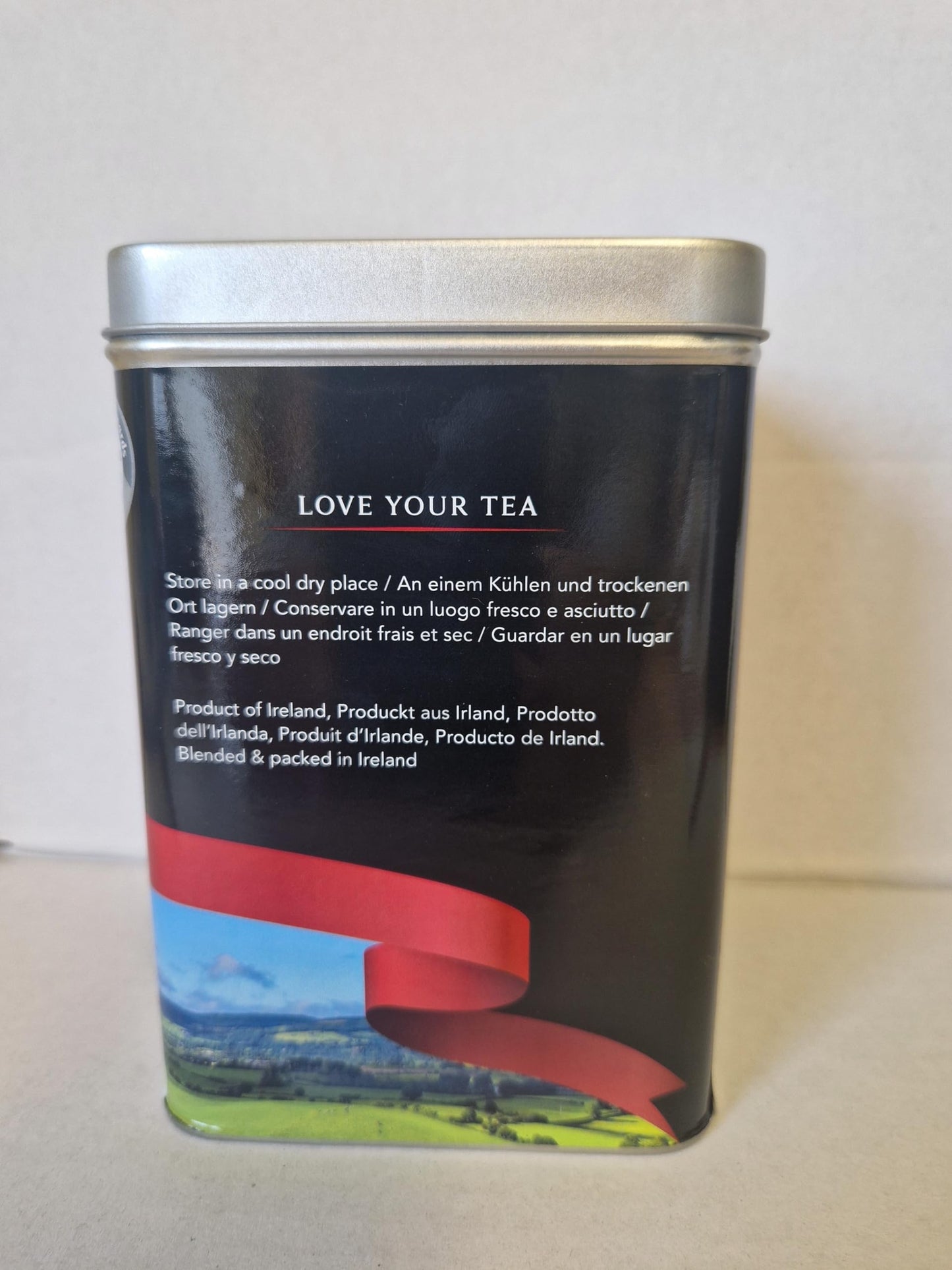 McEntee's Irish Loose Leaf Gold Blend Tea - 500g Tin - Expertly Blended in Ireland to give That Perfect Cup of Tea. A Traditional Blend of Assam