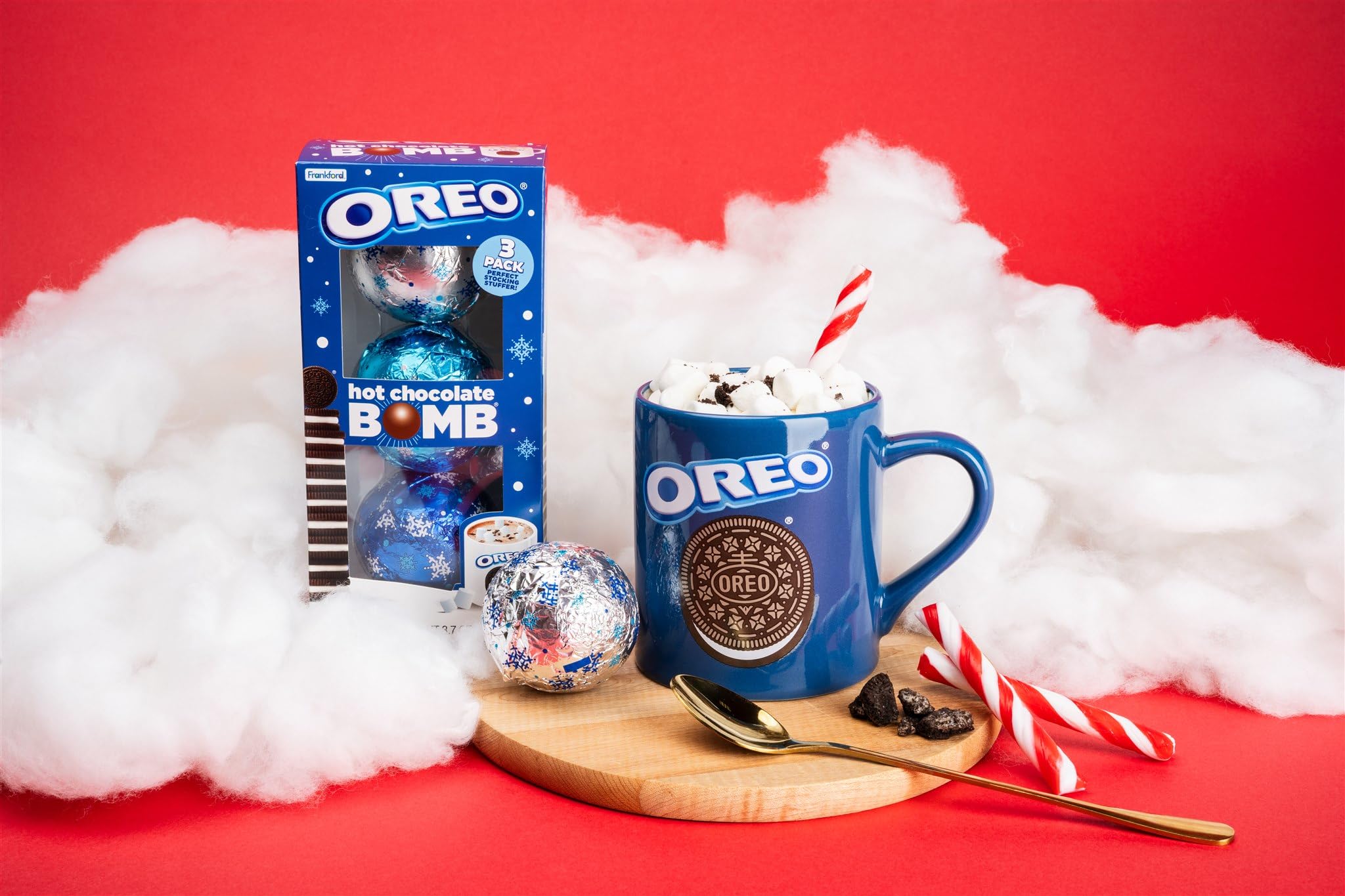Frankford OREO Holiday Hot Chocolate BOMB Set with Cookie Flavored Melting Cocoa Balls with Marshmallows, 3 Count