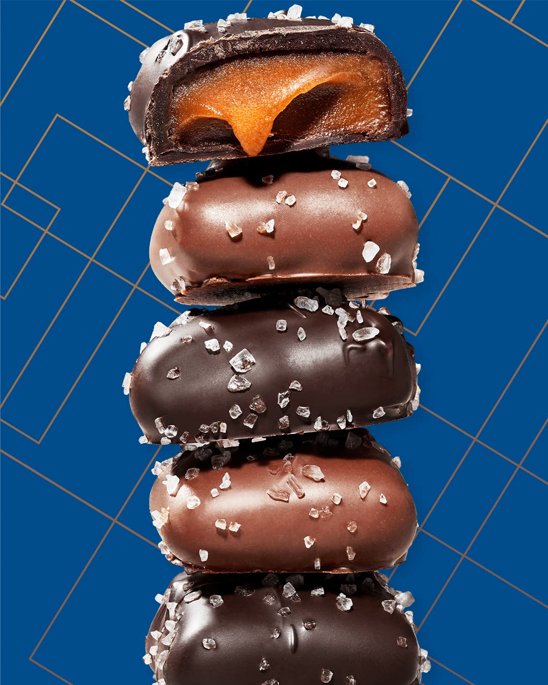 Sanders Milk Chocolate Sea Salt Caramels (32 oz Tub) - Handcrafted Small Batch Slow Cooked Caramel, Sea Salt Chocolate with Rich Indulgent Flavor