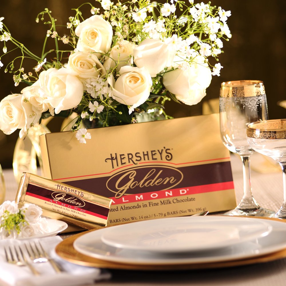 HERSHEY'S GOLDEN ALMOND Chocolate Bar, Roasted Almonds in Fine Milk Chocolate Candy Bar, Individually Wrapped Bars in Gift Box, 14 Ounce Box