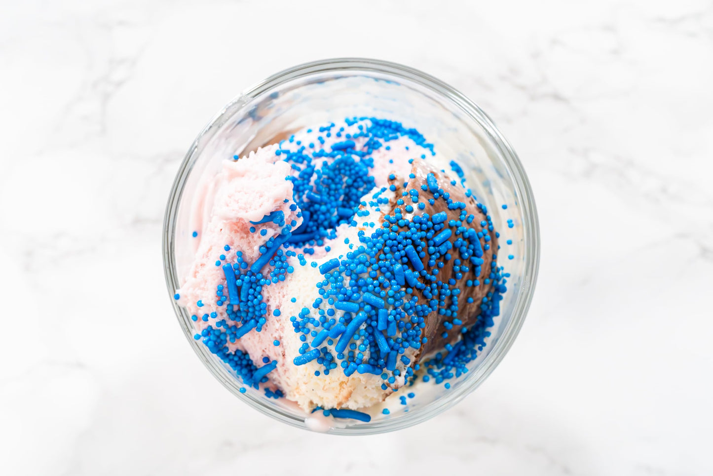 Bakerpan Blue Nonpareils Sprinkles - 7 Ounces Blue Sprinkles for Cake Decorating - Edible Nonpareils for Cupcakes, Ice Cream, Cake Decorations (Made
