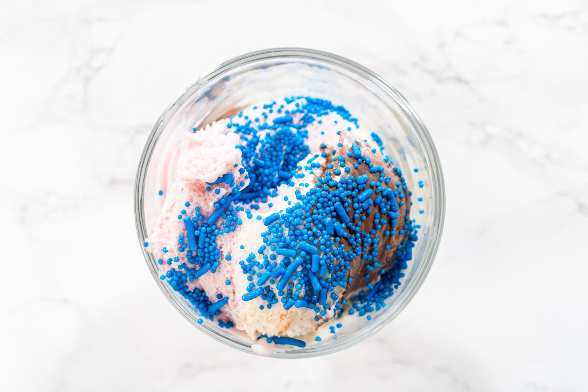Bakerpan Blue Nonpareils Sprinkles - 7 Ounces Blue Sprinkles for Cake Decorating - Edible Nonpareils for Cupcakes, Ice Cream, Cake Decorations (Made
