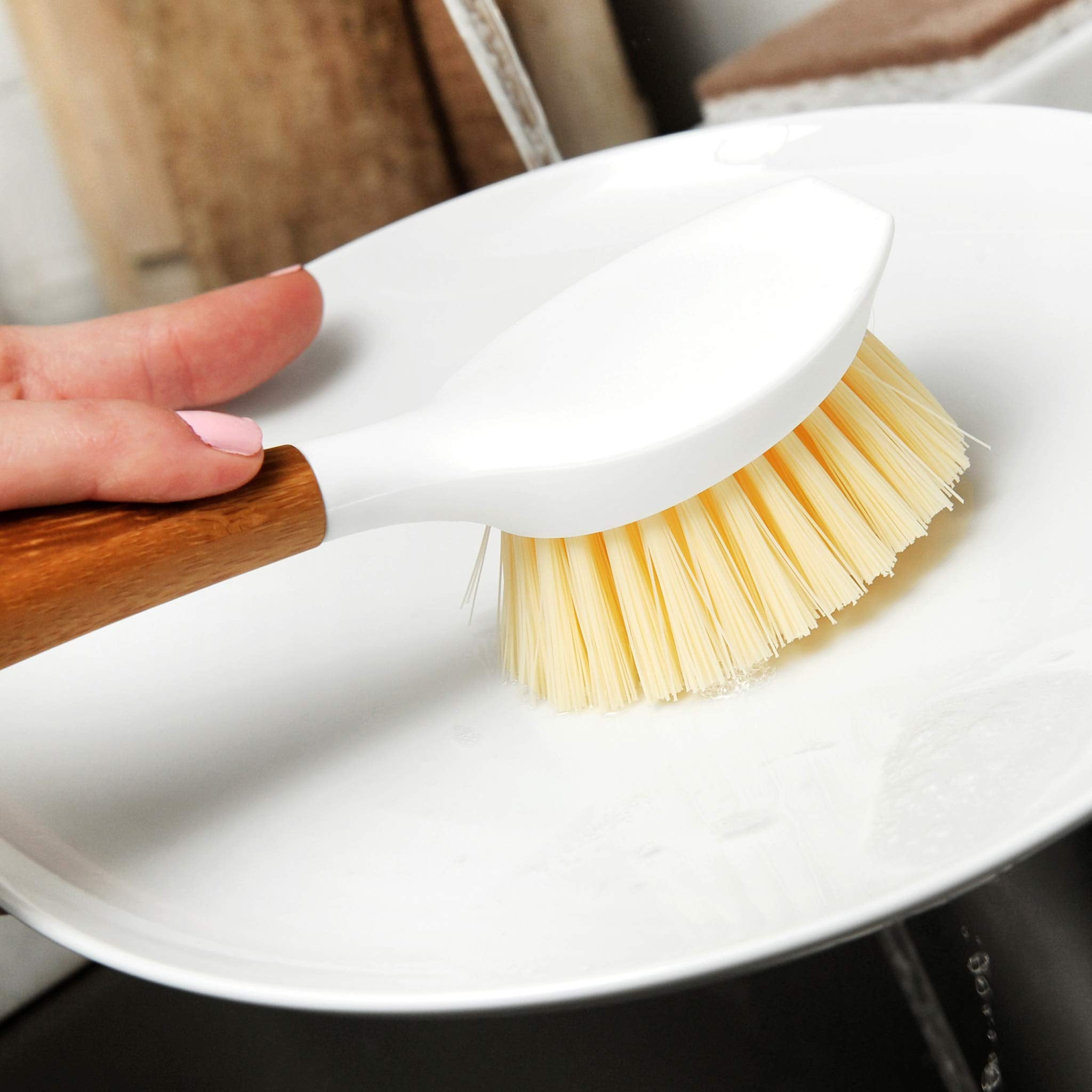 Full Circle Be Good - Bamboo Handle Dish Brush - Sustainable Kitchen Cleaning with Tough Bristles - Natural Dish Scrubber, Nonstick & Cast Iron